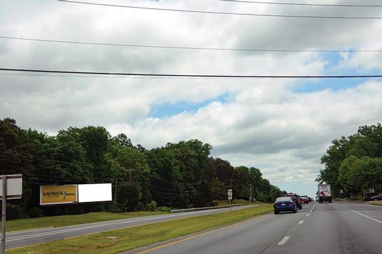 Photo of a billboard in Avenue