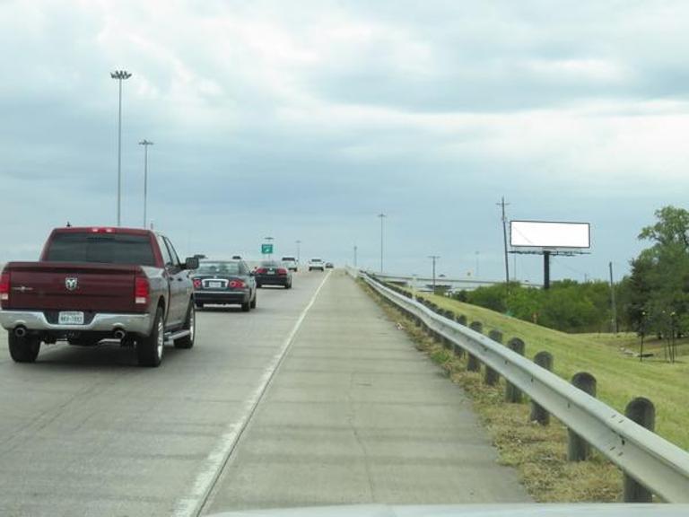 Photo of a billboard in Fort Worth