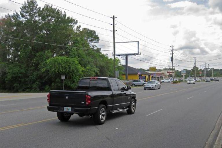 Photo of a billboard in Tavares