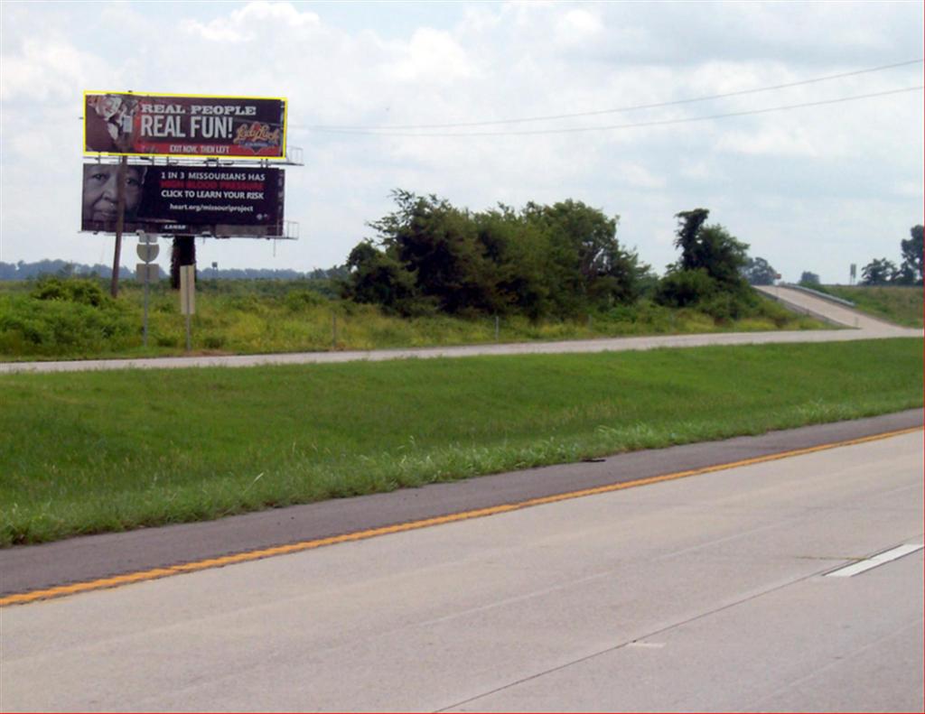 Photo of a billboard in Miston