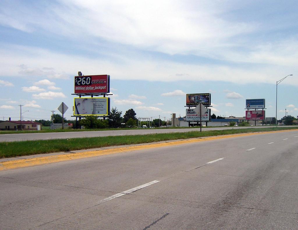 Photo of a billboard in Trumbull