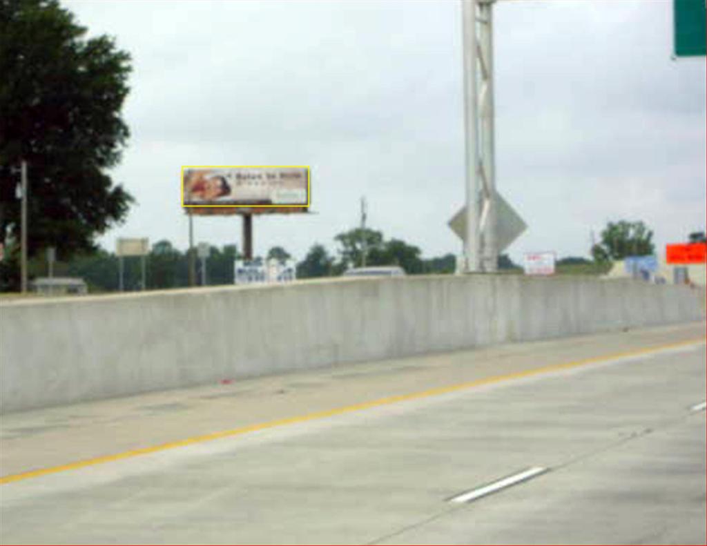 Photo of a billboard in Lrafb