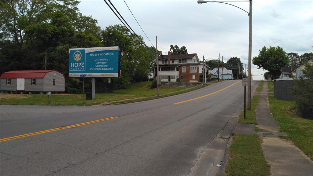 Photo of a billboard in Etoile