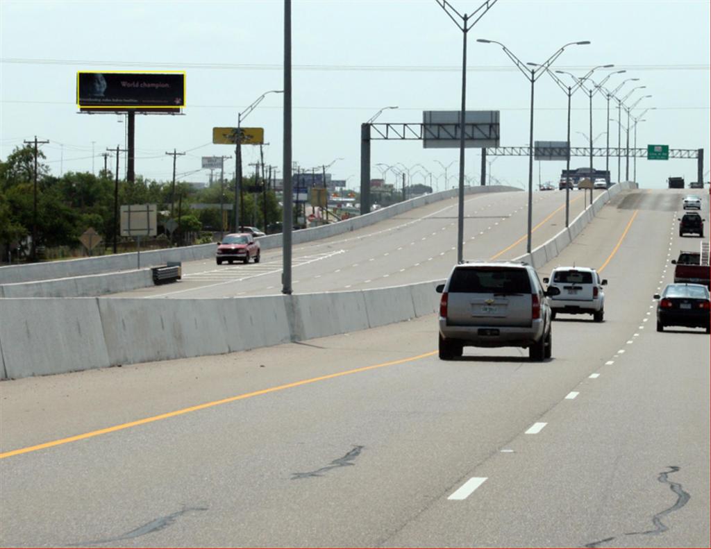 Photo of a billboard in San Benito