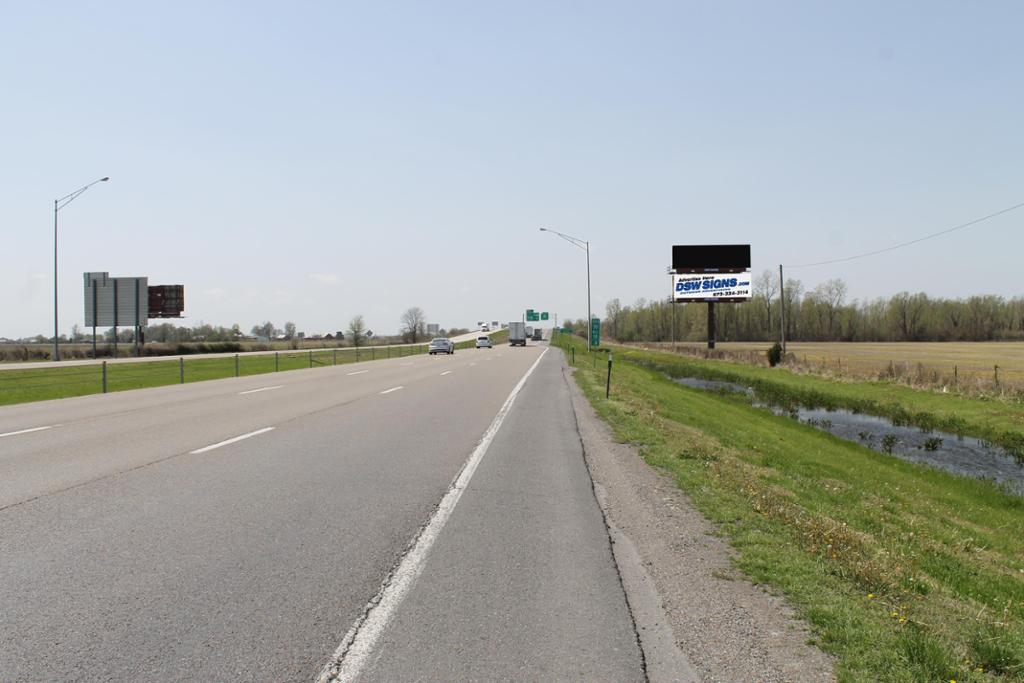 Photo of a billboard in Caruthersvlle