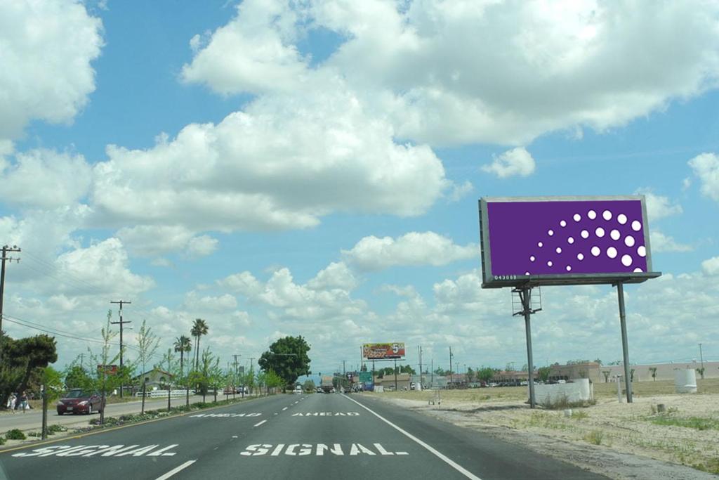 Photo of a billboard in Parlier