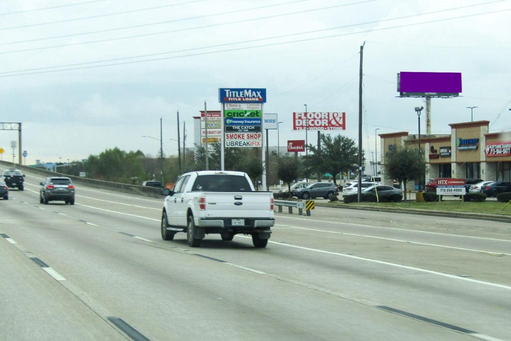 Photo of an outdoor ad in Pearland