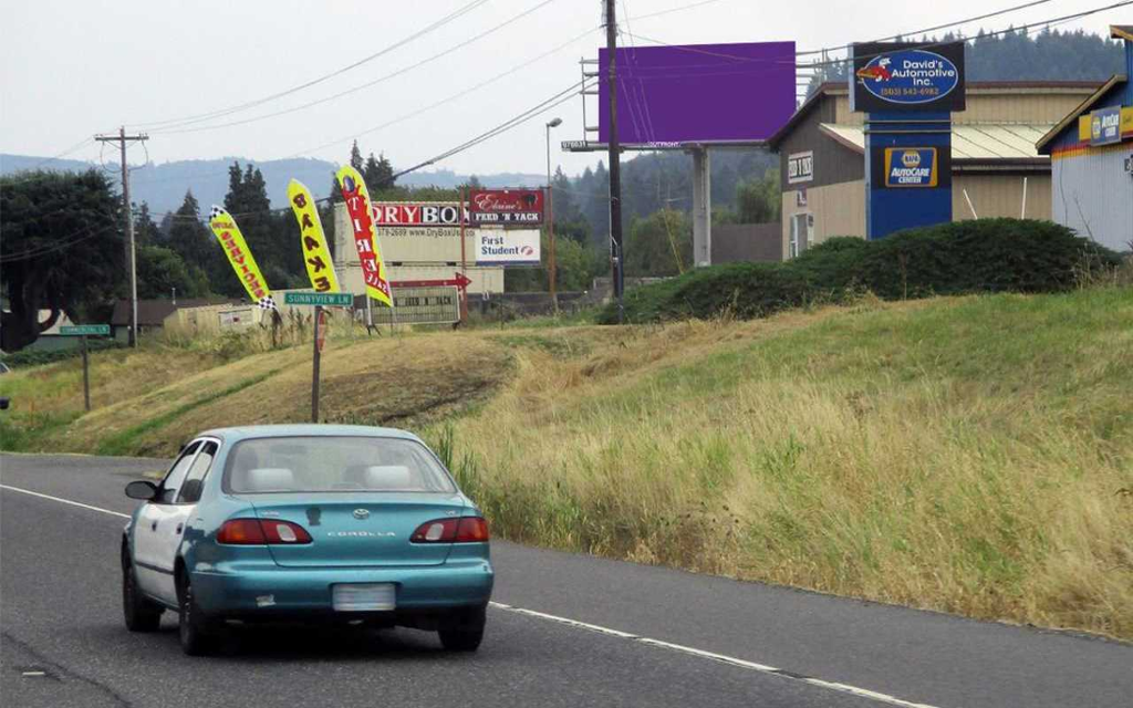 Photo of a billboard in Warren