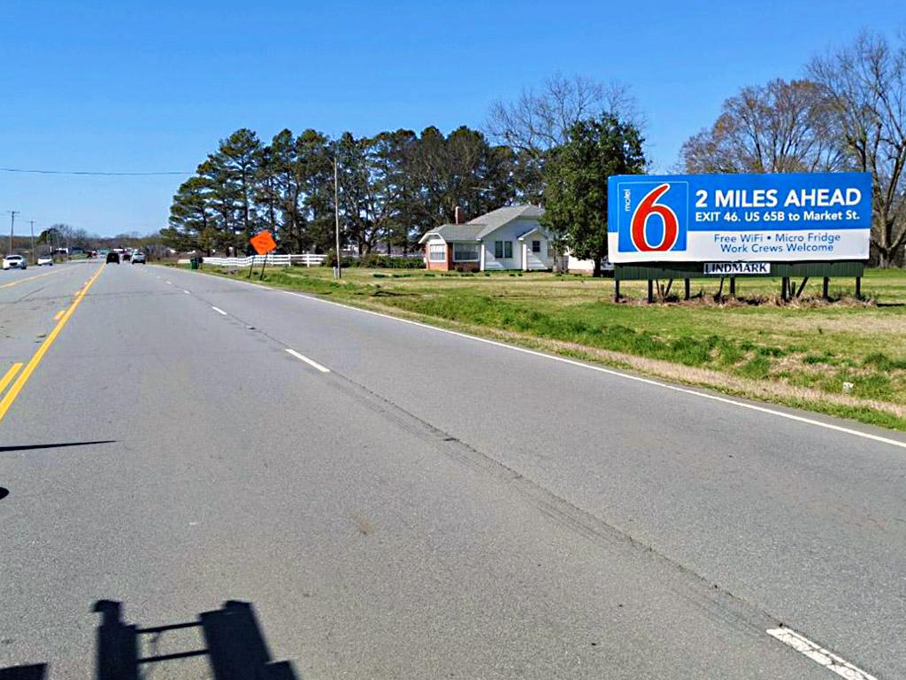 Photo of a billboard in Pine Bluff