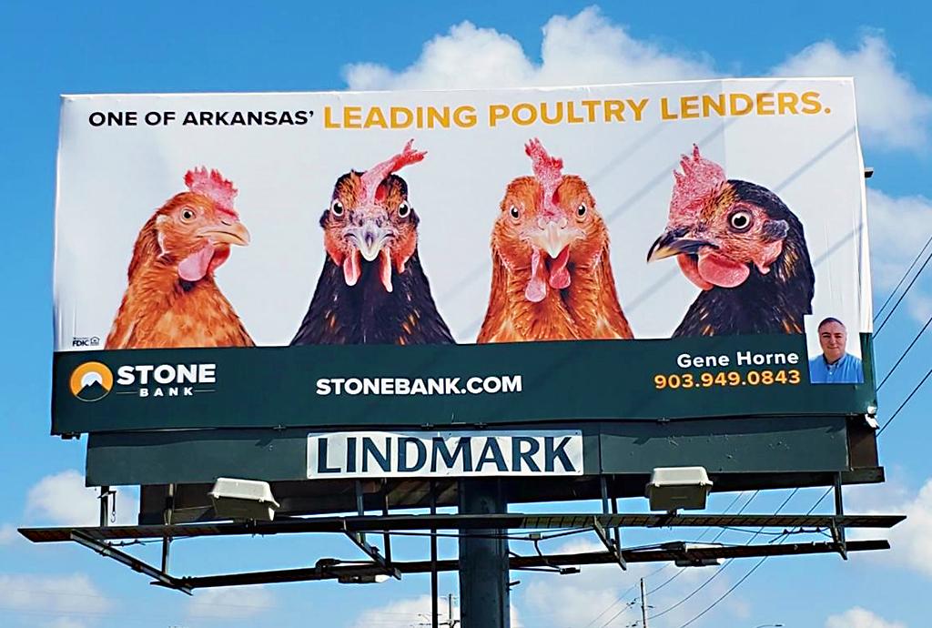 Photo of a billboard in Ozan