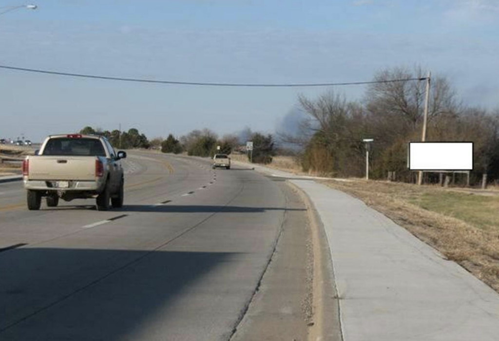 Photo of a billboard in Daisy