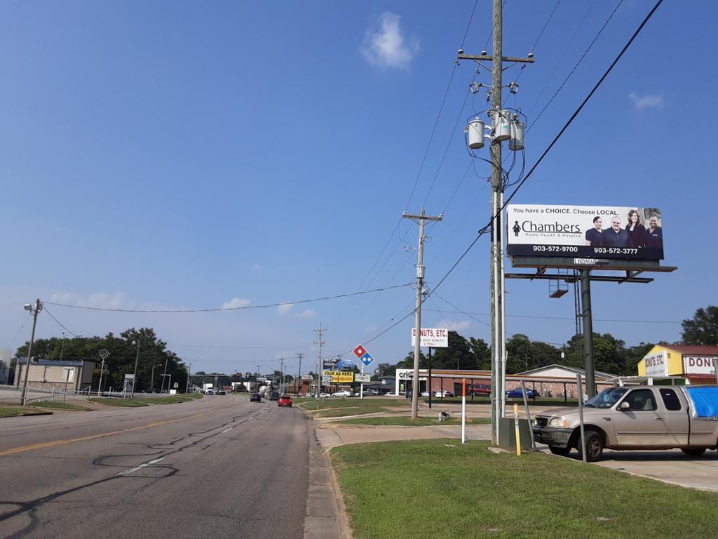 Photo of a billboard in Leesburg